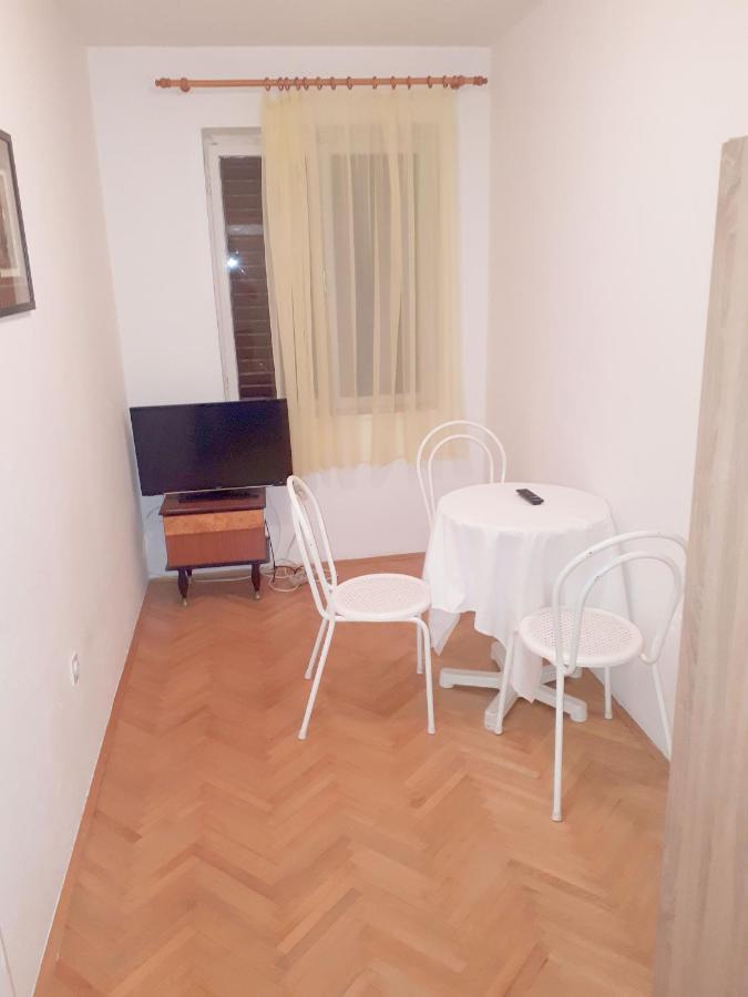 Apartament Pavlinovic Jure Makarska Zewnętrze zdjęcie