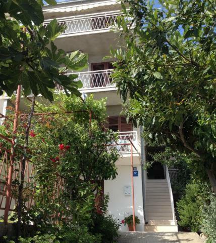 Apartament Pavlinovic Jure Makarska Zewnętrze zdjęcie