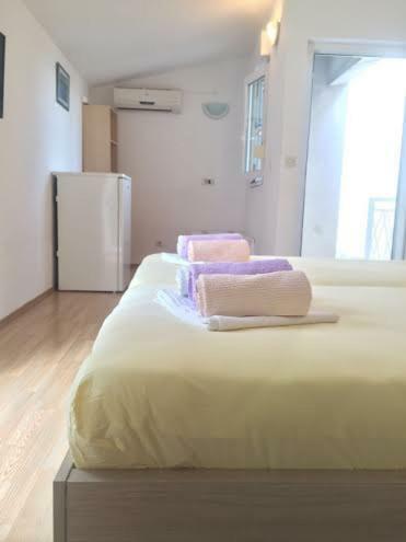 Apartament Pavlinovic Jure Makarska Zewnętrze zdjęcie